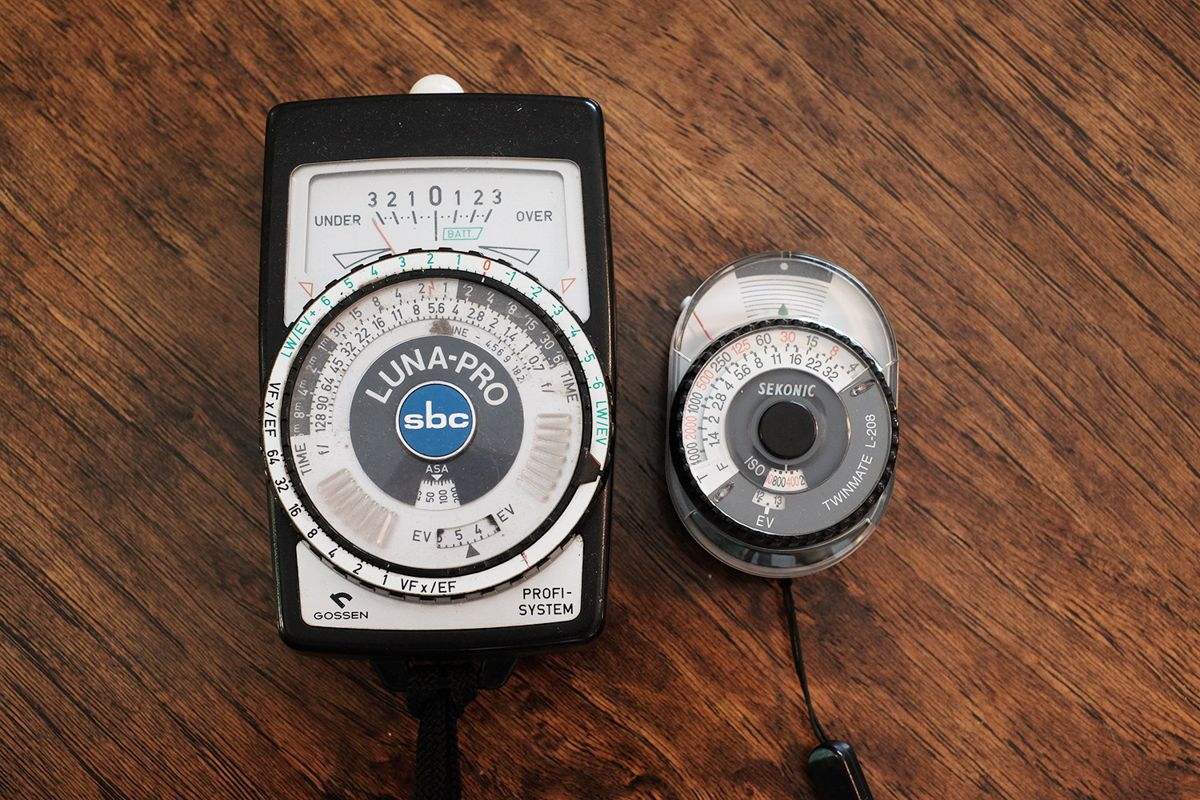 Gossen Luna Pro SBC vs Sekonic Twinmate L-208 Size Comparison