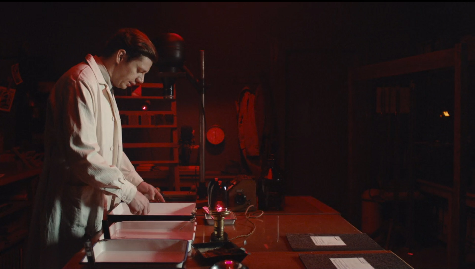 Babylon Berlin - Gr&amp;amp;#228;f