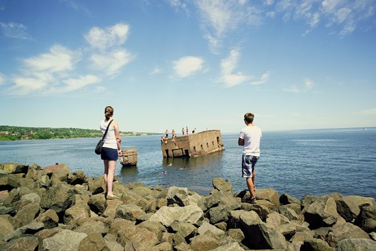 Watching Divers Dive, Duluth, Minnesota, July 2011
