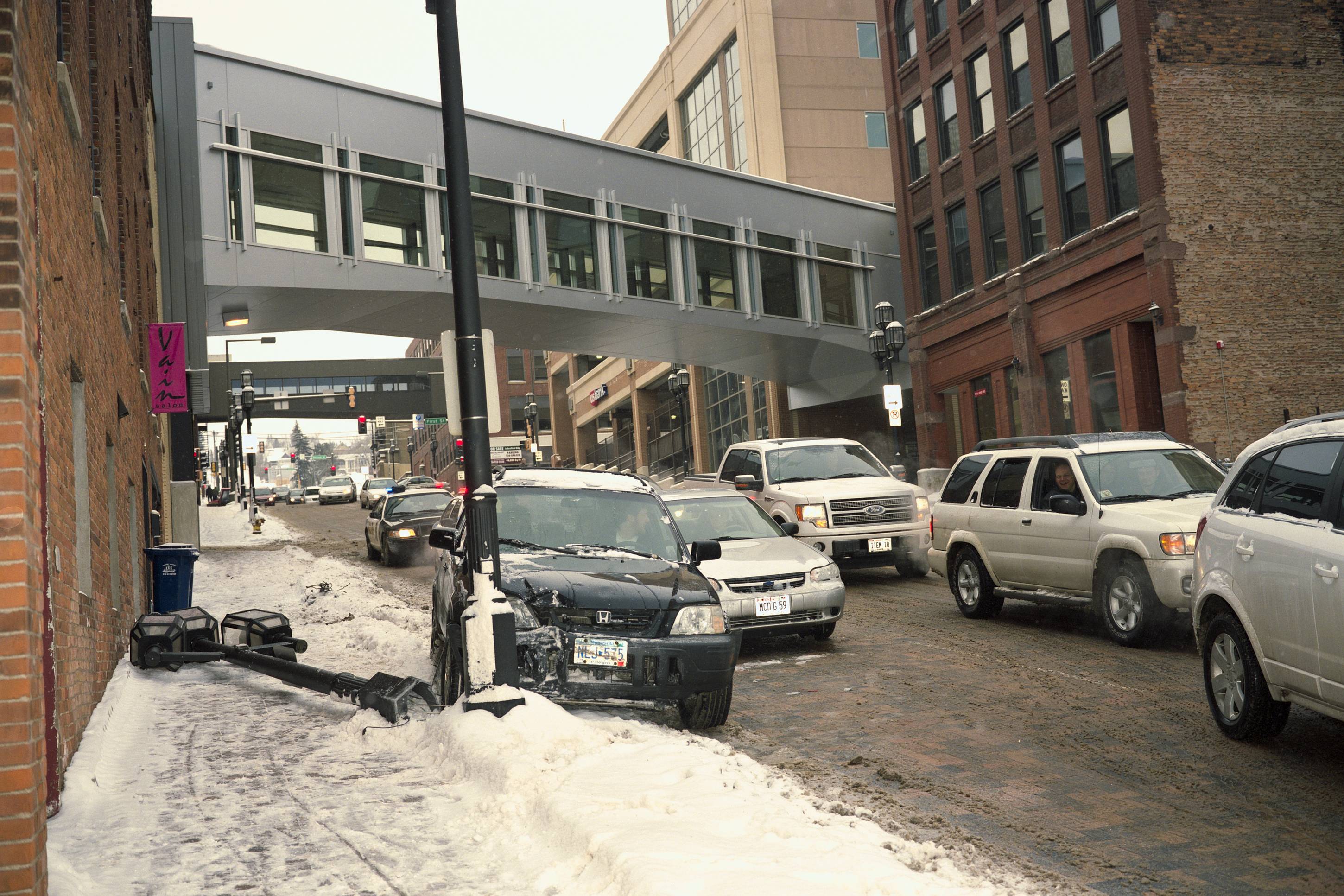 Lake Ave Crackup, Duluth, Minnesota, January 2011